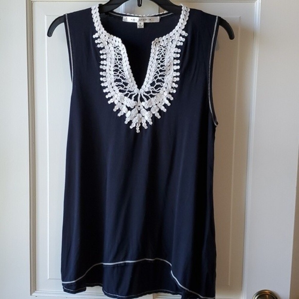 MAX STUDIO CROCHET NECK BLACK CREAM SLEEVELESS A-LINE TOP SIZE MEDIUM BOHO